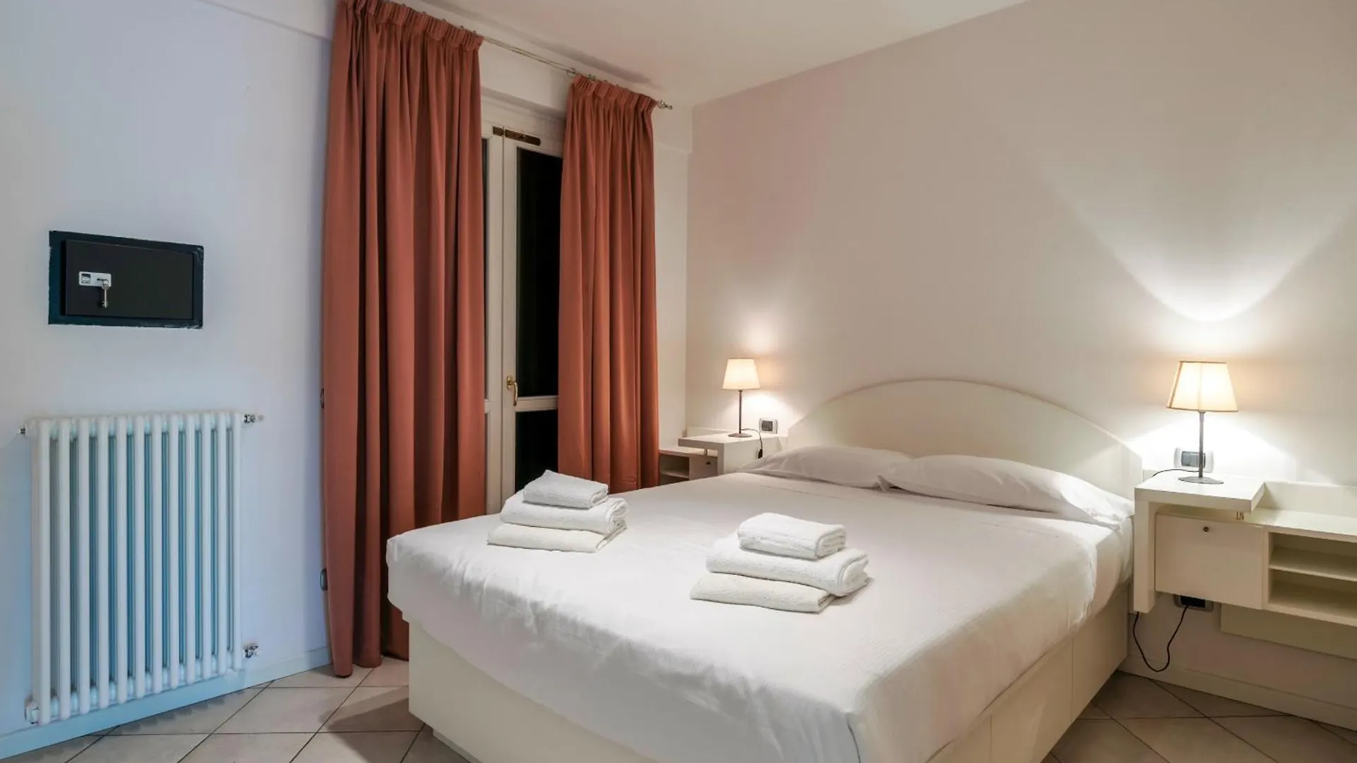Costa Del Sole Barrier Free Apartment - Regarda Travel Lazise İtalya