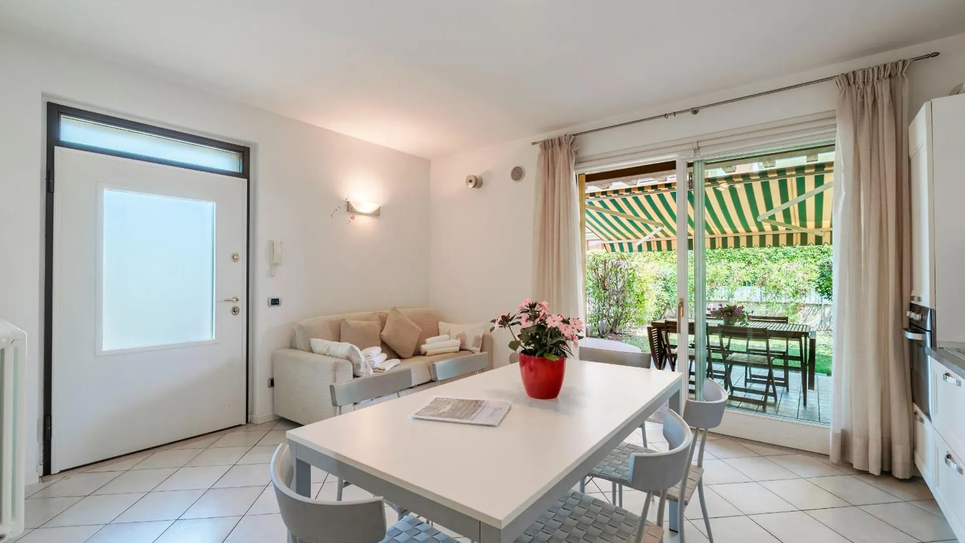 Costa Del Sole Barrier Free Apartment - Regarda Travel Lazise
