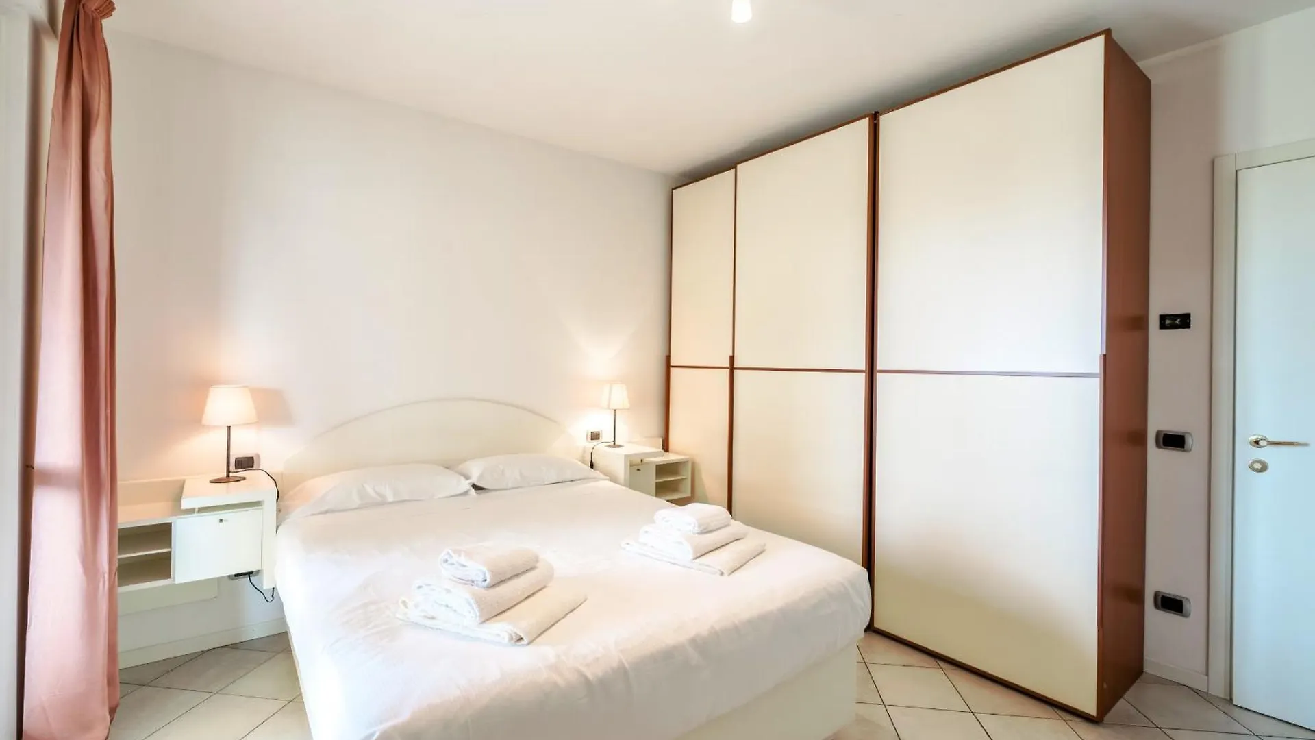 Costa Del Sole Barrier Free Apartment - Regarda Travel Lazise