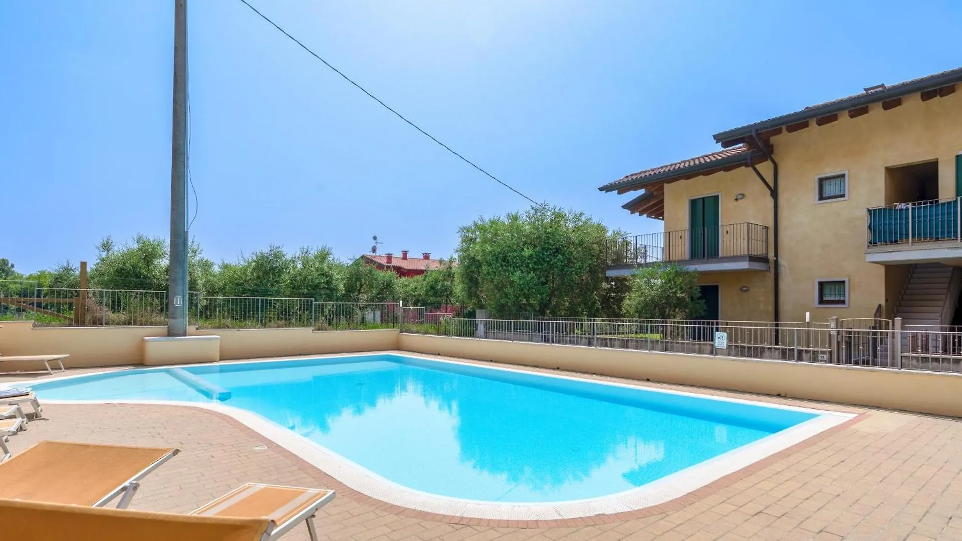Costa Del Sole Barrier Free Apartment - Regarda Travel Lazise