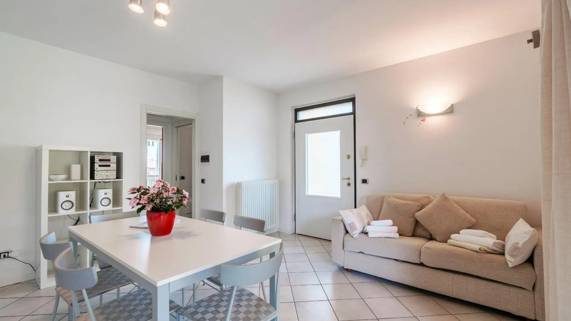 Costa Del Sole Barrier Free Apartment - Regarda Travel Lazise