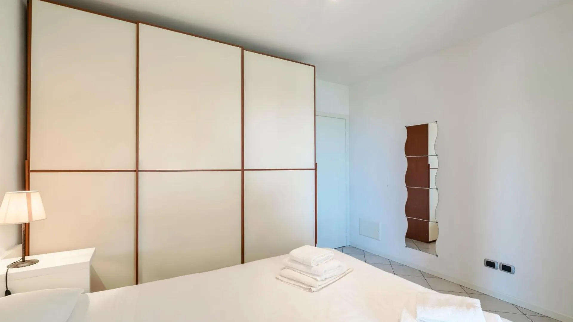 Costa Del Sole Barrier Free Apartment - Regarda Travel Lazise